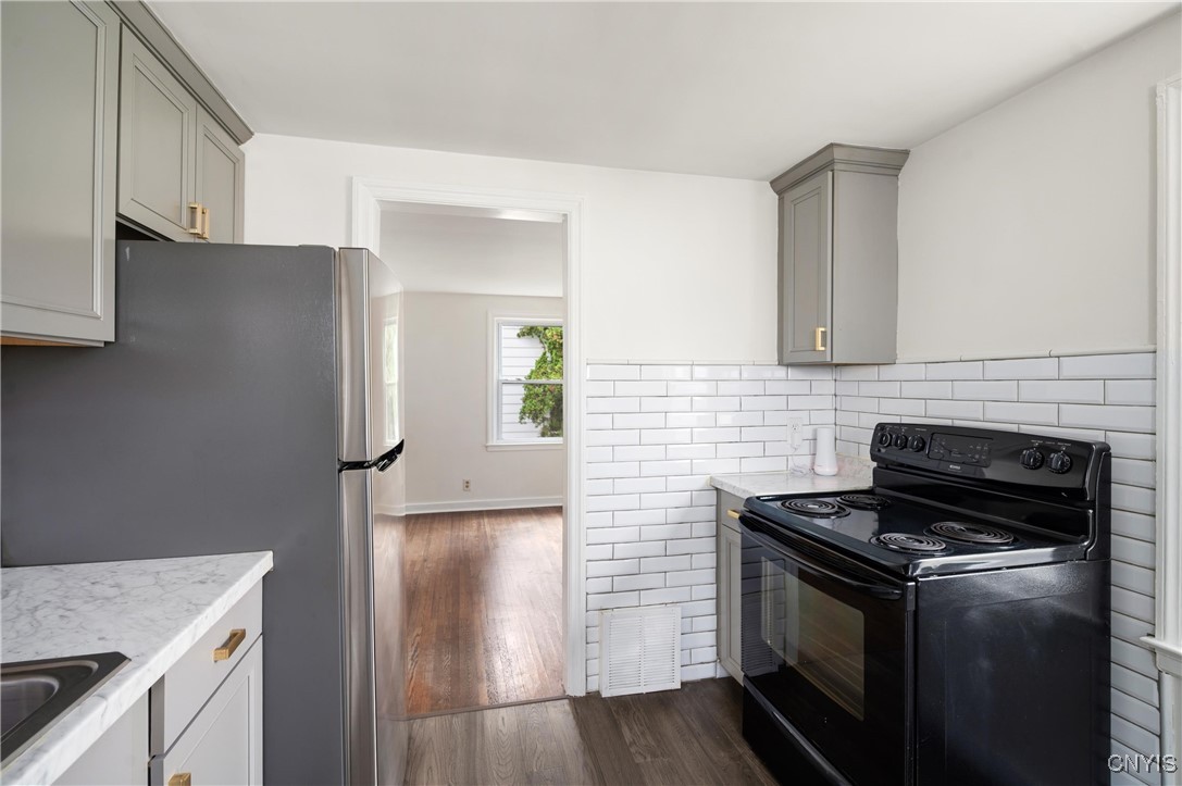 420 French Road Utica, NY 13502 - Photo 12 of 31