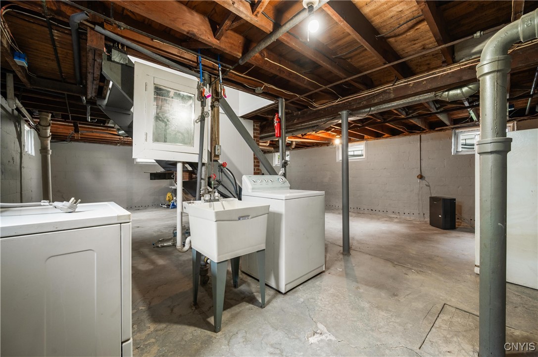 420 French Road Utica, NY 13502 - Photo 28 of 31