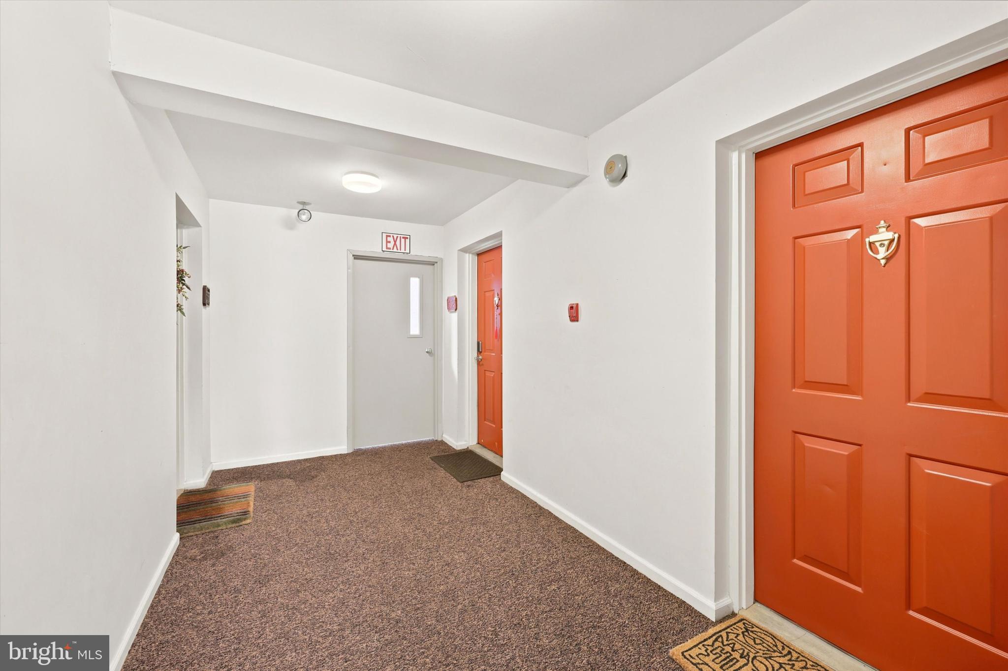 332 Washington Place, Unit 32 Chesterbrook, PA 19087 - Photo 2 of 25