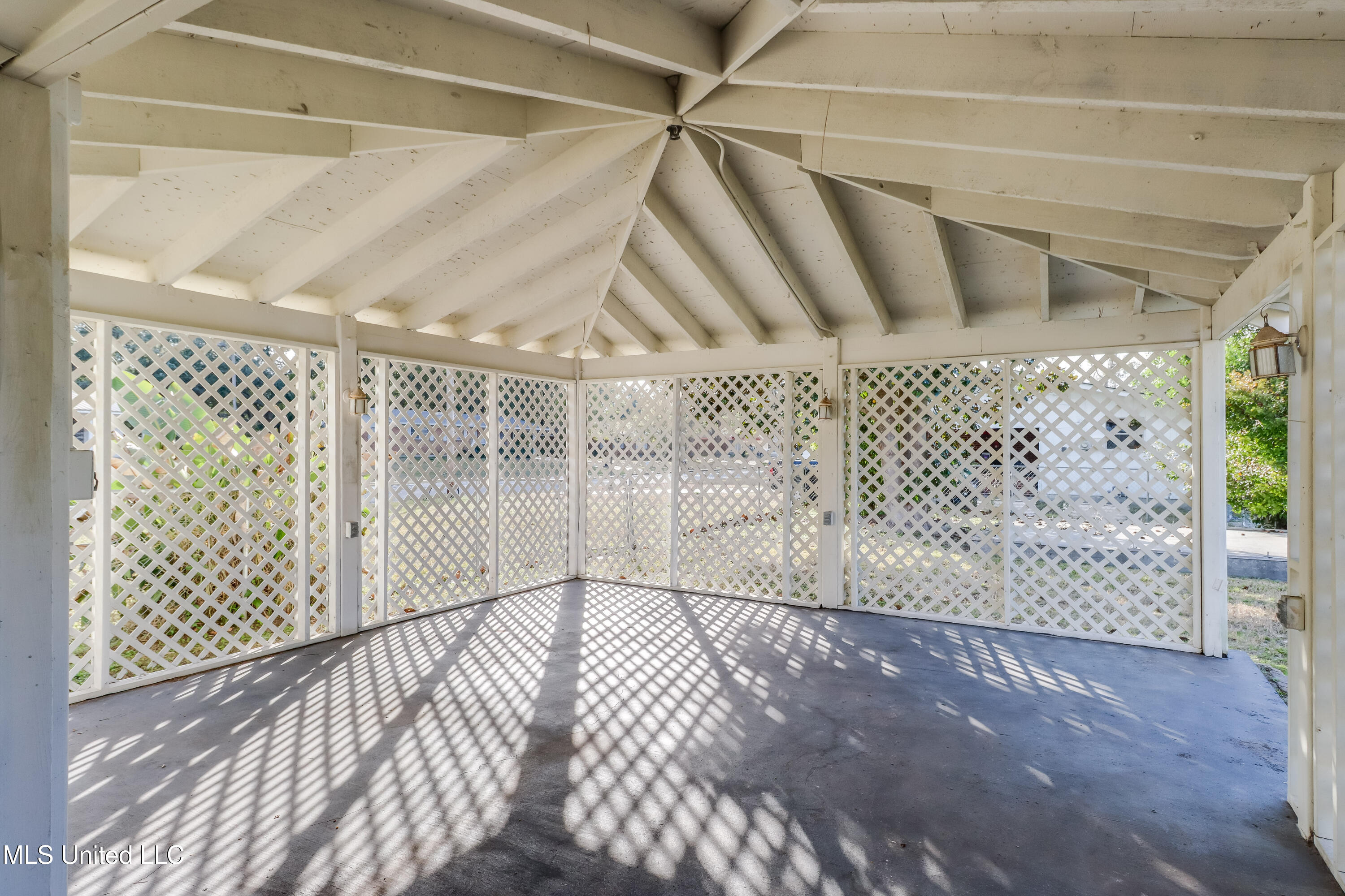 2470 Carter Road Biloxi, MS 39531 - Photo 22 of 26 IMG_0007-Edit