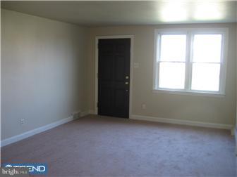 118 Academy Road Clifton Heights, PA 19018 - Photo 2 of 6 Gallery Image 2