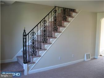 118 Academy Road Clifton Heights, PA 19018 - Photo 3 of 6 Gallery Image 3