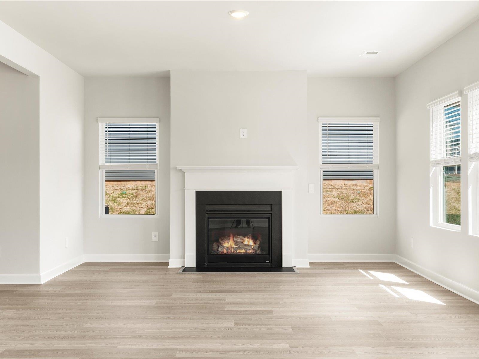 214 Maxwell Drive Easley, SC 29642 - Photo 8 of 36