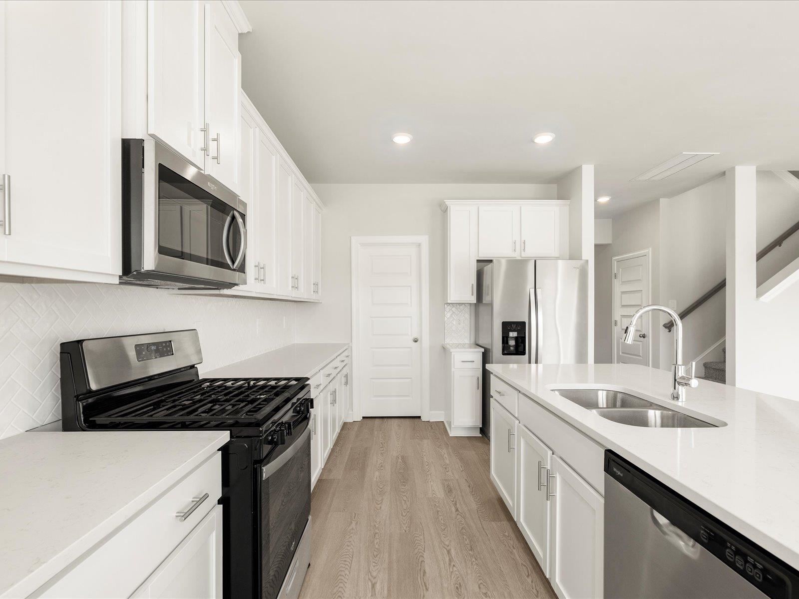 214 Maxwell Drive Easley, SC 29642 - Photo 9 of 36