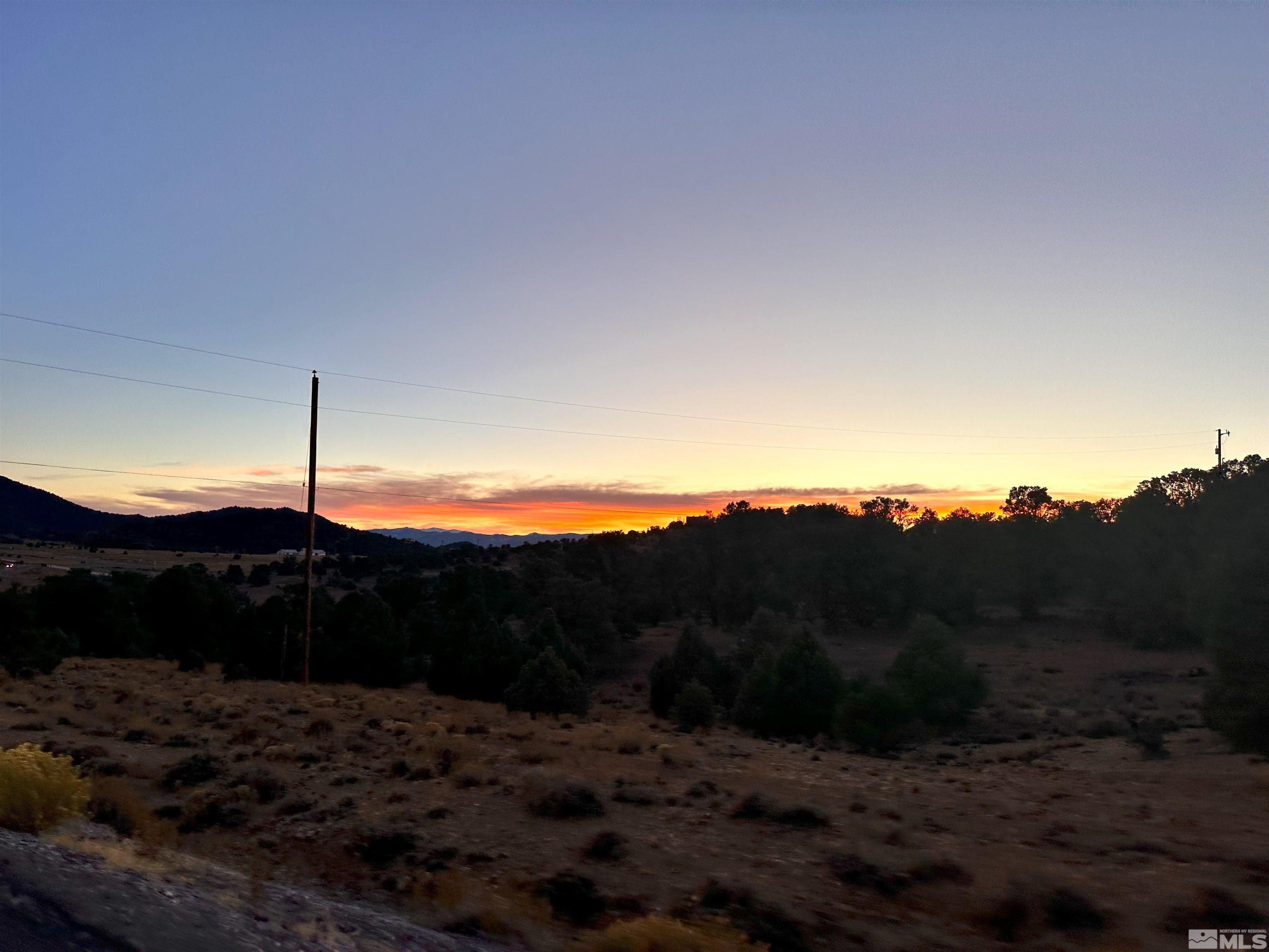 3870 Fryingpan Road Reno, NV 89521 - Photo 5 of 19 a view of a dry yard