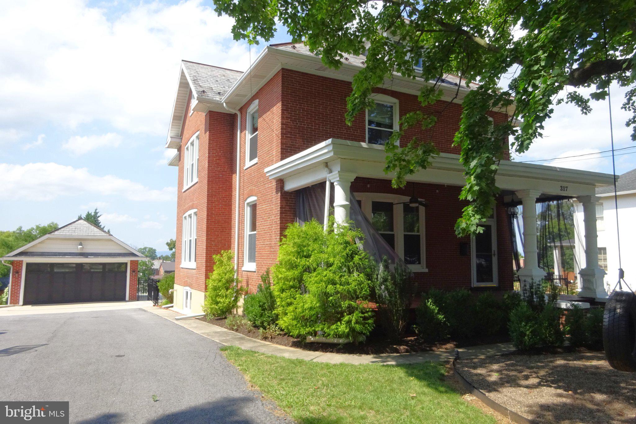317 South Ridge Avenue Greencastle, PA 17225 - Photo 1 of 39 Gallery Image 1