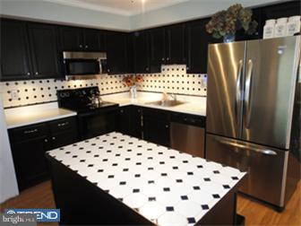 1261 Fountain Road Newtown, PA 18940 - Photo 5 of 12 Kitchen