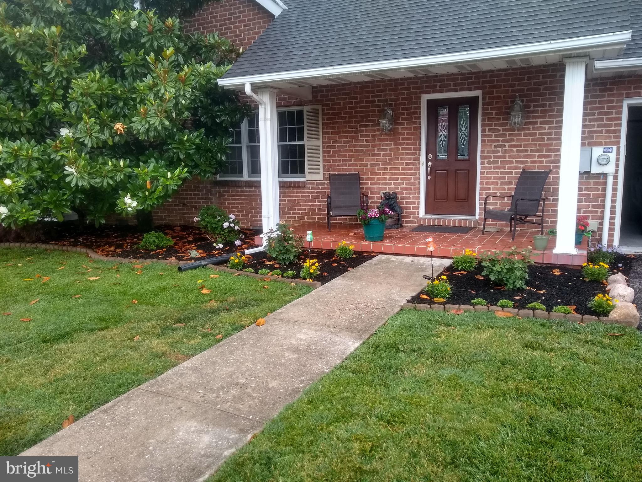 1 Oak Circle, Hanover, PA 17331 Compass