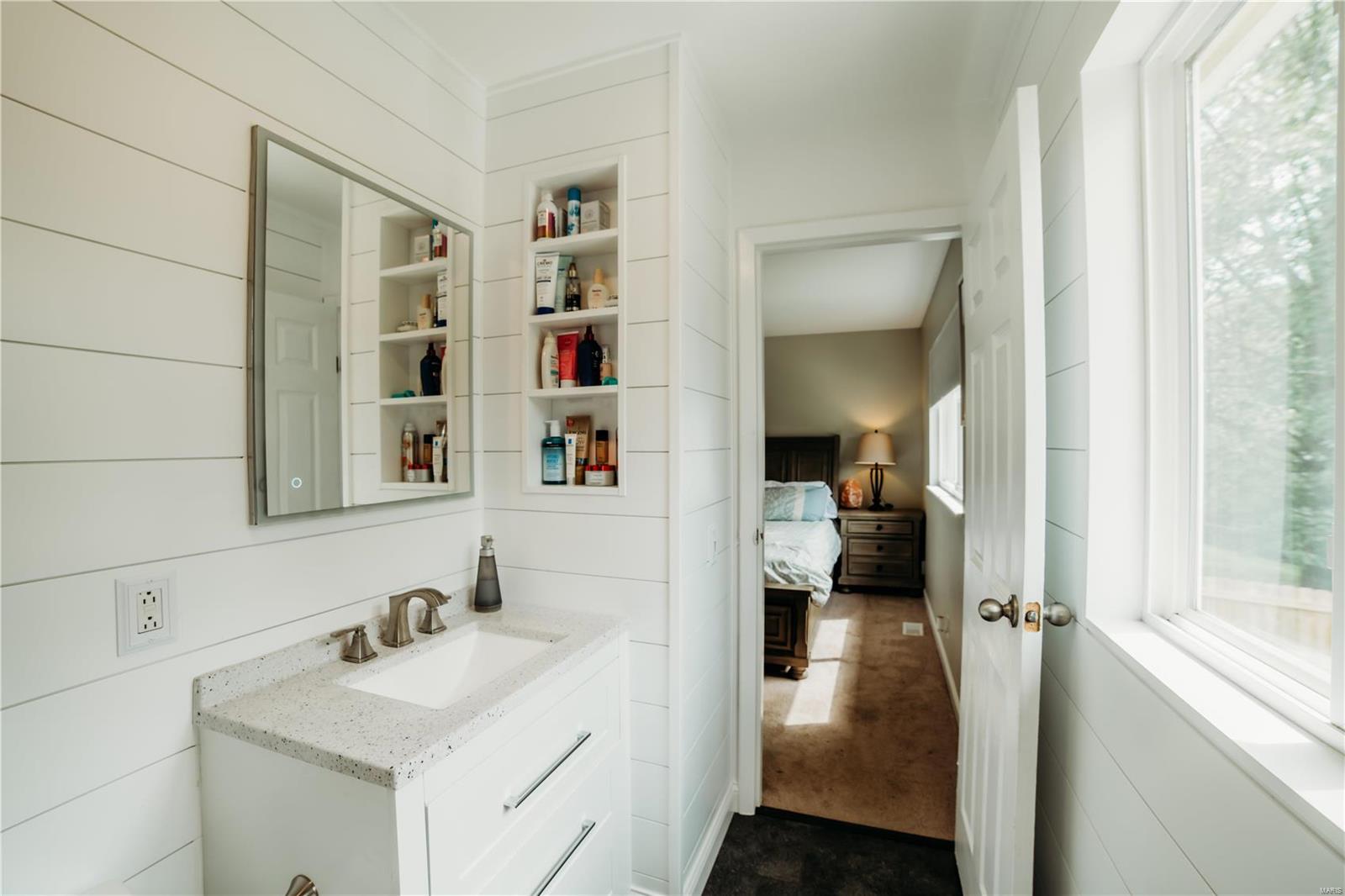 921 Parma Drive Ballwin, MO 63021 - Photo 8 of 17