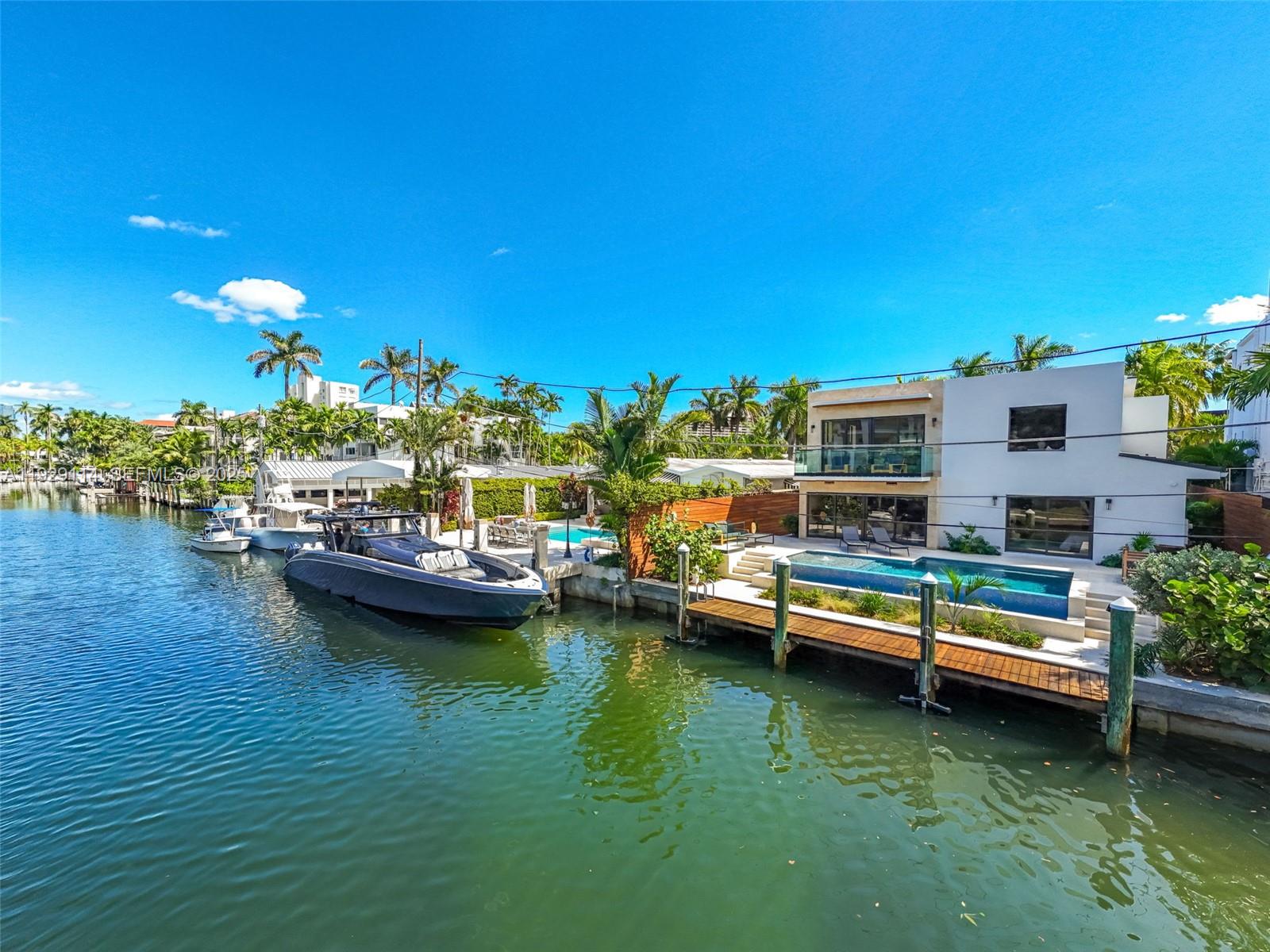 1815 Fairhaven Place Miami, FL 33133 - Photo 50 of 59