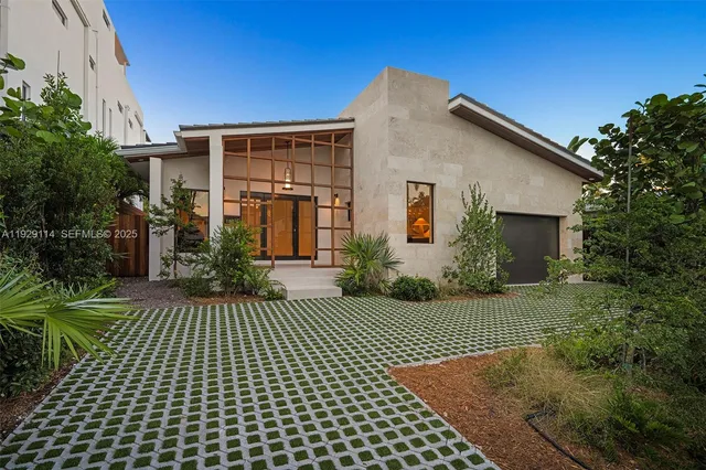 $45,000 | 1815 Fairhaven Place, Miami, FL 33133