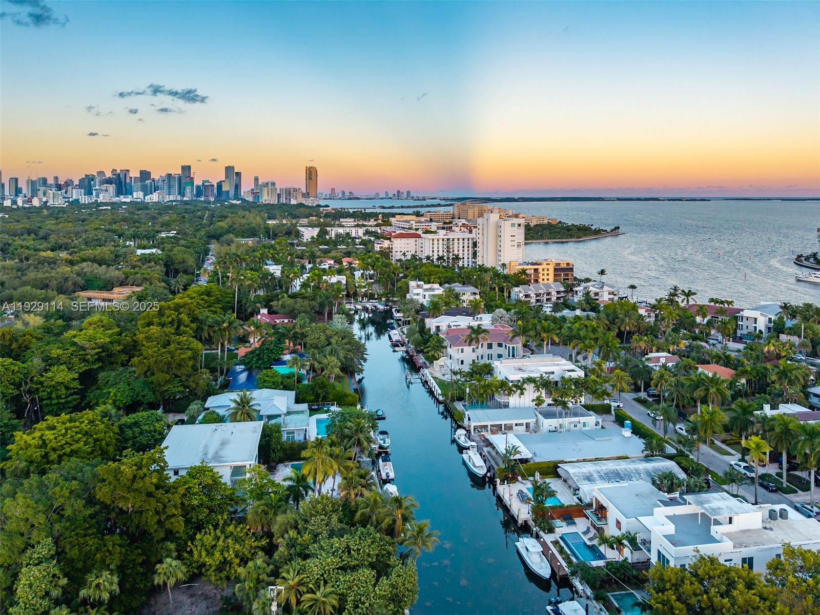 1815 Fairhaven Place Miami, FL 33133 - Photo 6 of 59 a view of a city