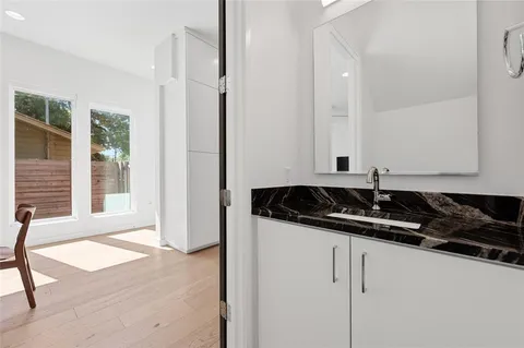 $699,000 | 1704 East 32nd Street, Unit B, Austin, TX 78722