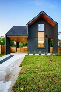 $699,000 | 1704 East 32nd Street, Unit B, Austin, TX 78722