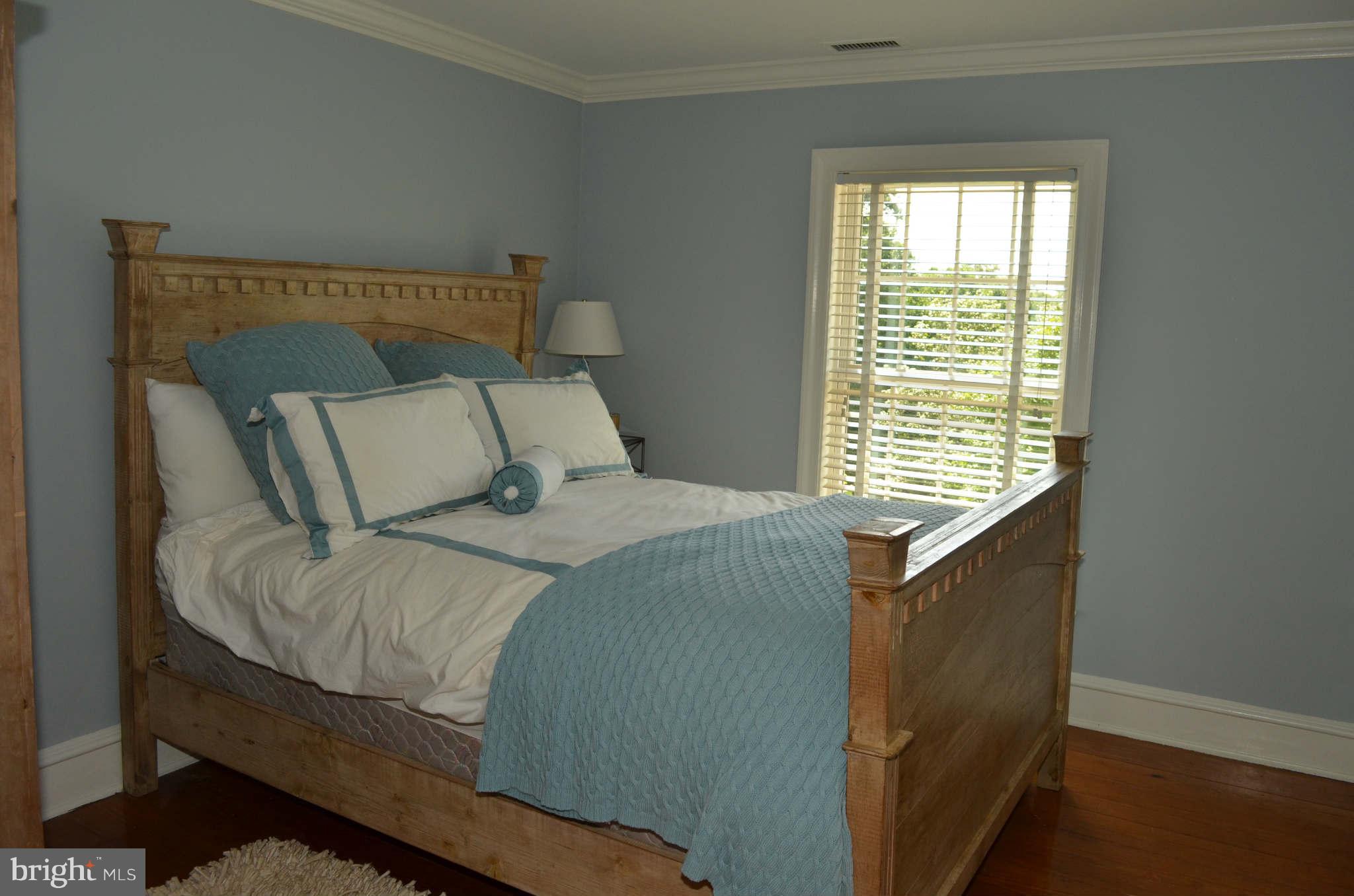 2494 Mullinix Mill Road Mount Airy, MD 21771 - Photo 21 of 30 Bedroom