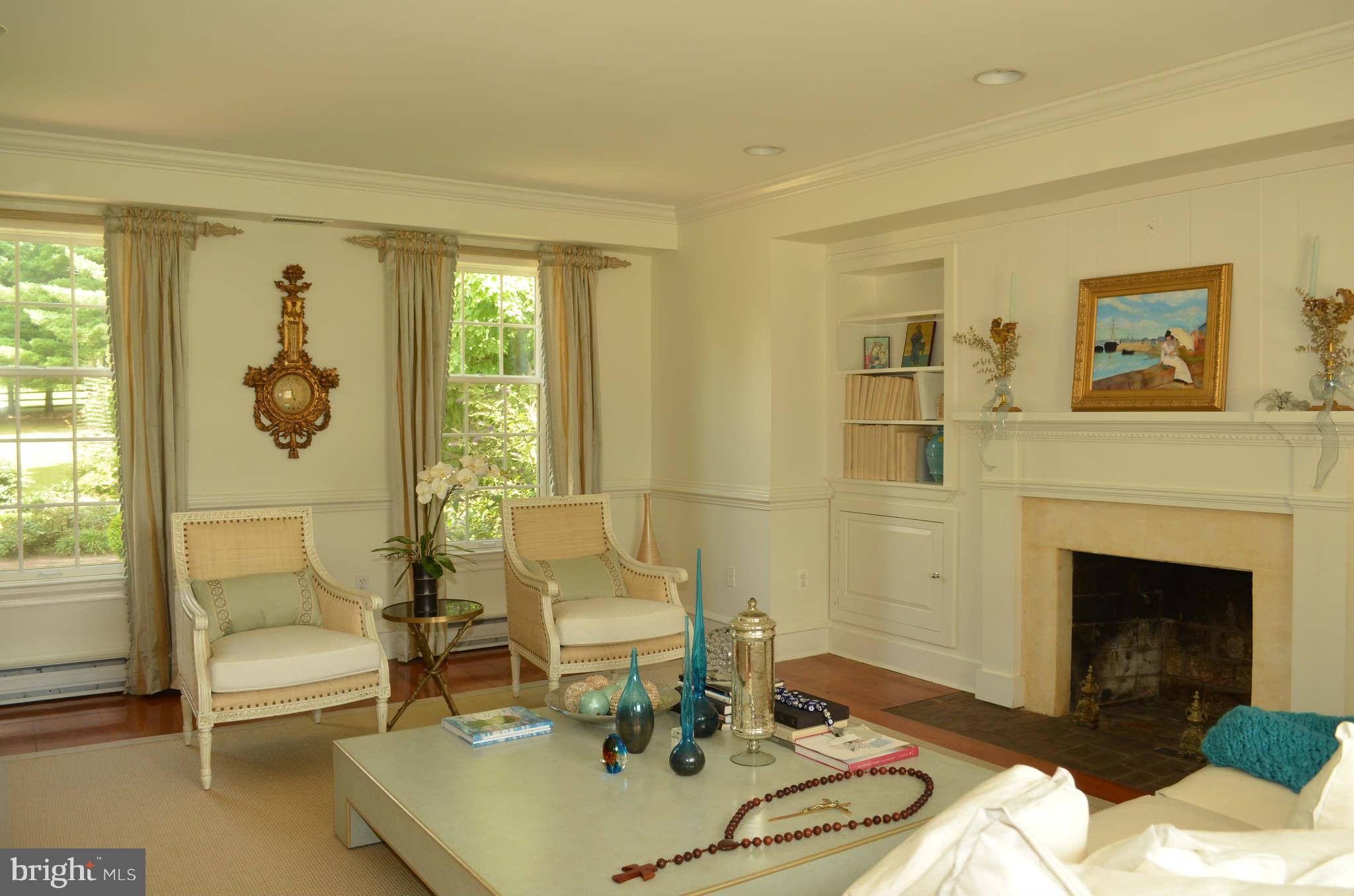2494 Mullinix Mill Road Mount Airy, MD 21771 - Photo 7 of 30 Living Room