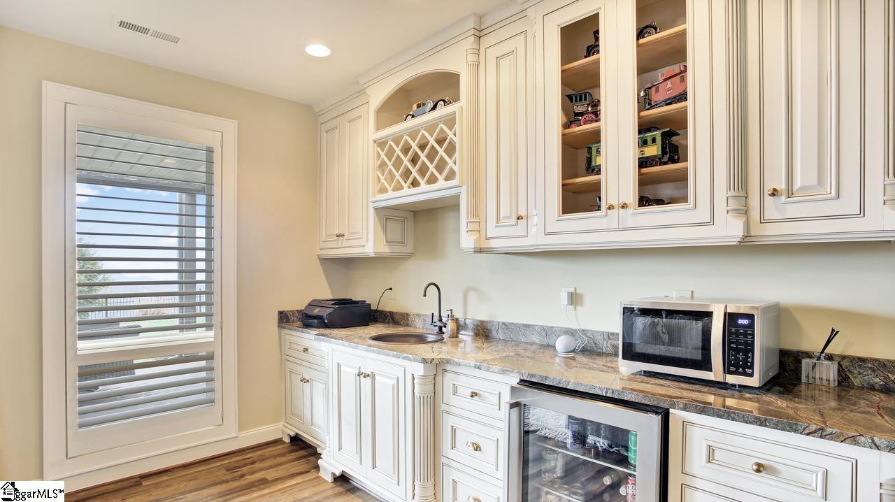101 The Cliffs Parkway Landrum, SC 29356 - Photo 23 of 36