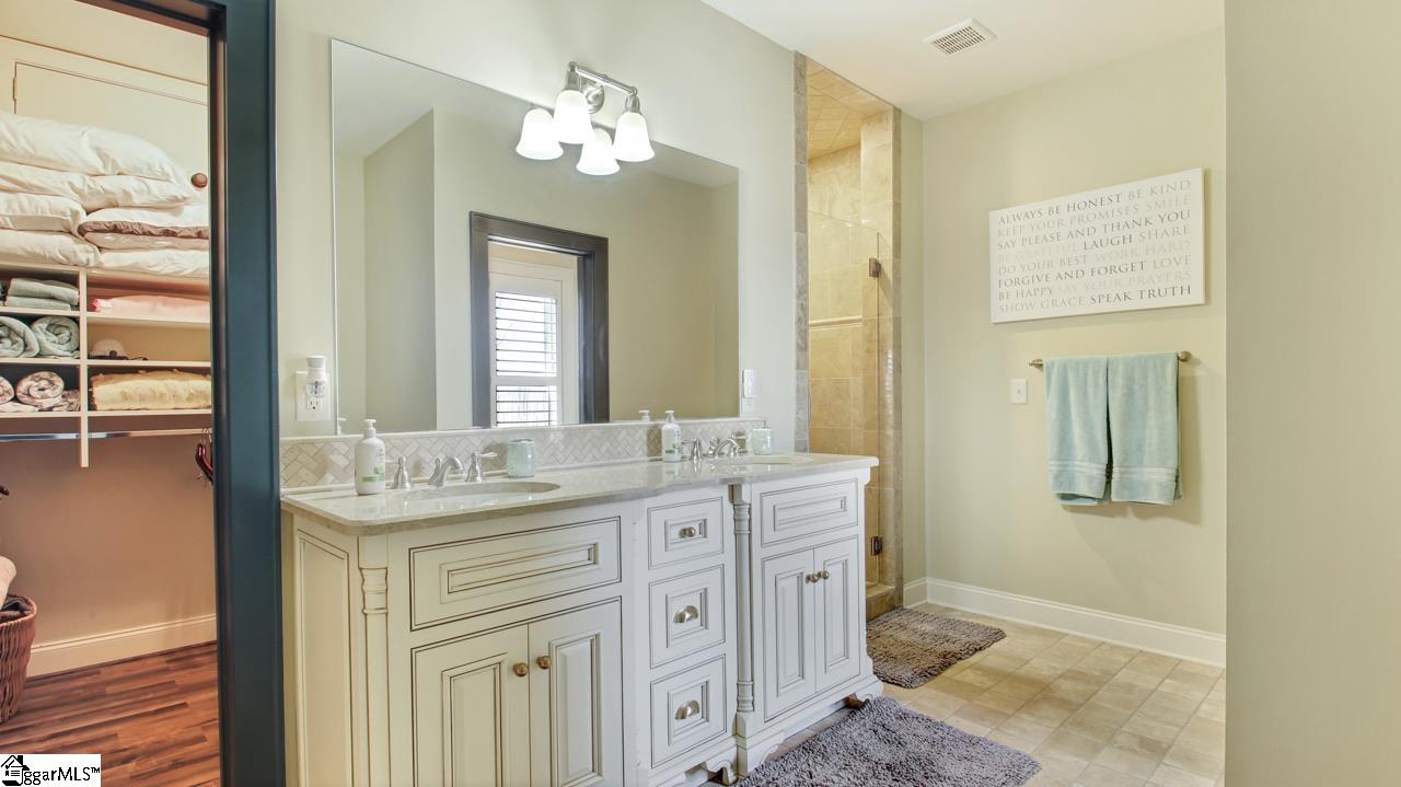 101 The Cliffs Parkway Landrum, SC 29356 - Photo 27 of 36