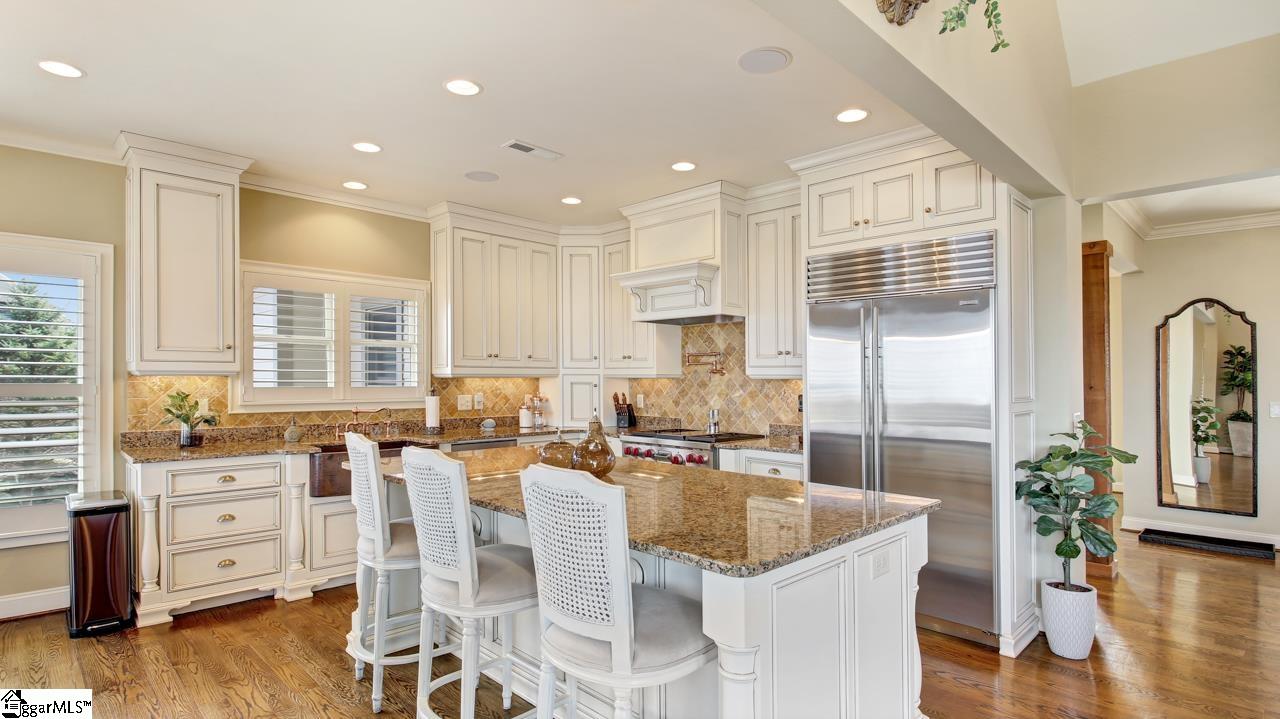 101 The Cliffs Parkway Landrum, SC 29356 - Photo 10 of 36