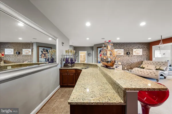 $1,700,000 | 16070 Sainte Marie Court, Hamilton, VA 20158