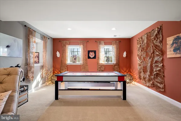 $1,700,000 | 16070 Sainte Marie Court, Hamilton, VA 20158