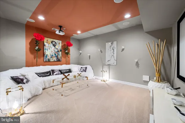 $1,700,000 | 16070 Sainte Marie Court, Hamilton, VA 20158