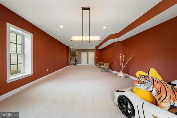 $1,700,000 | 16070 Sainte Marie Court, Hamilton, VA 20158