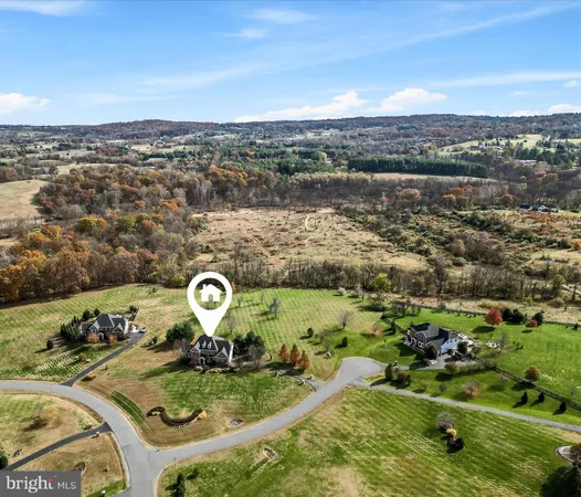 $1,700,000 | 16070 Sainte Marie Court, Hamilton, VA 20158