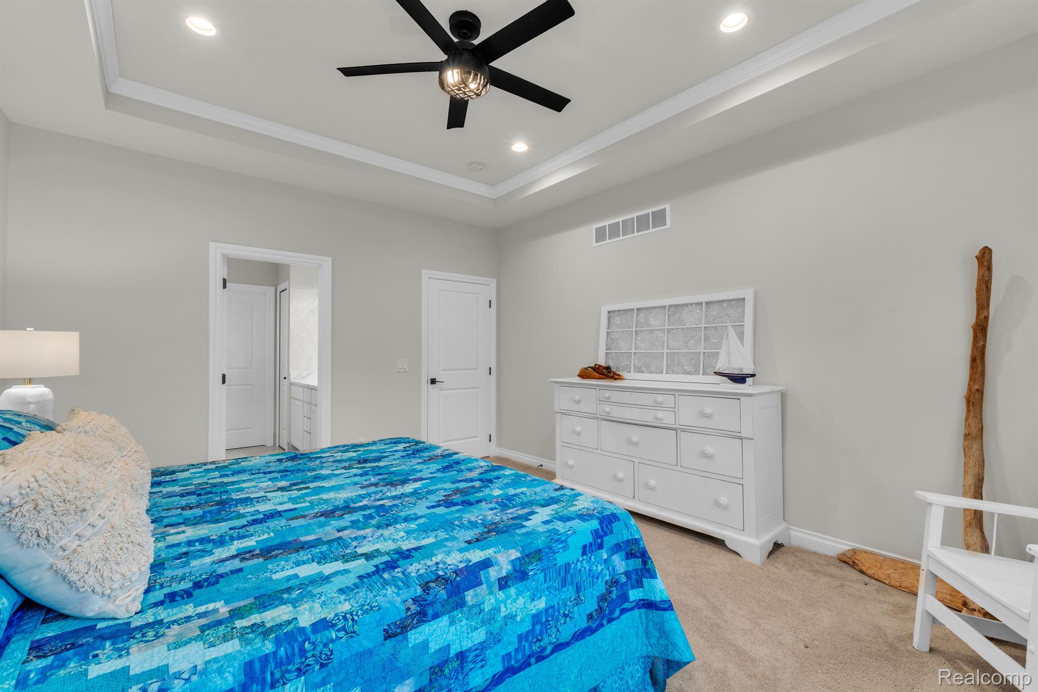 3166 Roma Court Wixom, MI 48393 - Photo 20 of 44 Gallery Image 20
