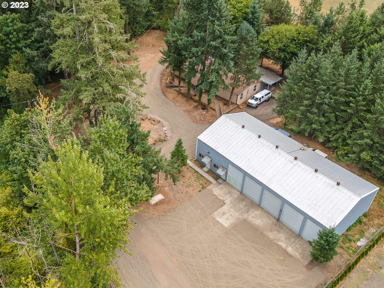 15754 South Hattan Road Oregon City, OR 97045 - Photo 3 of 29 Gallery Image 3