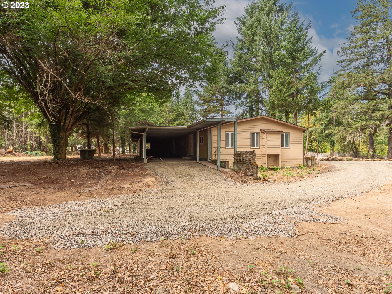 15754 South Hattan Road Oregon City, OR 97045 - Photo 10 of 29 Gallery Image 10
