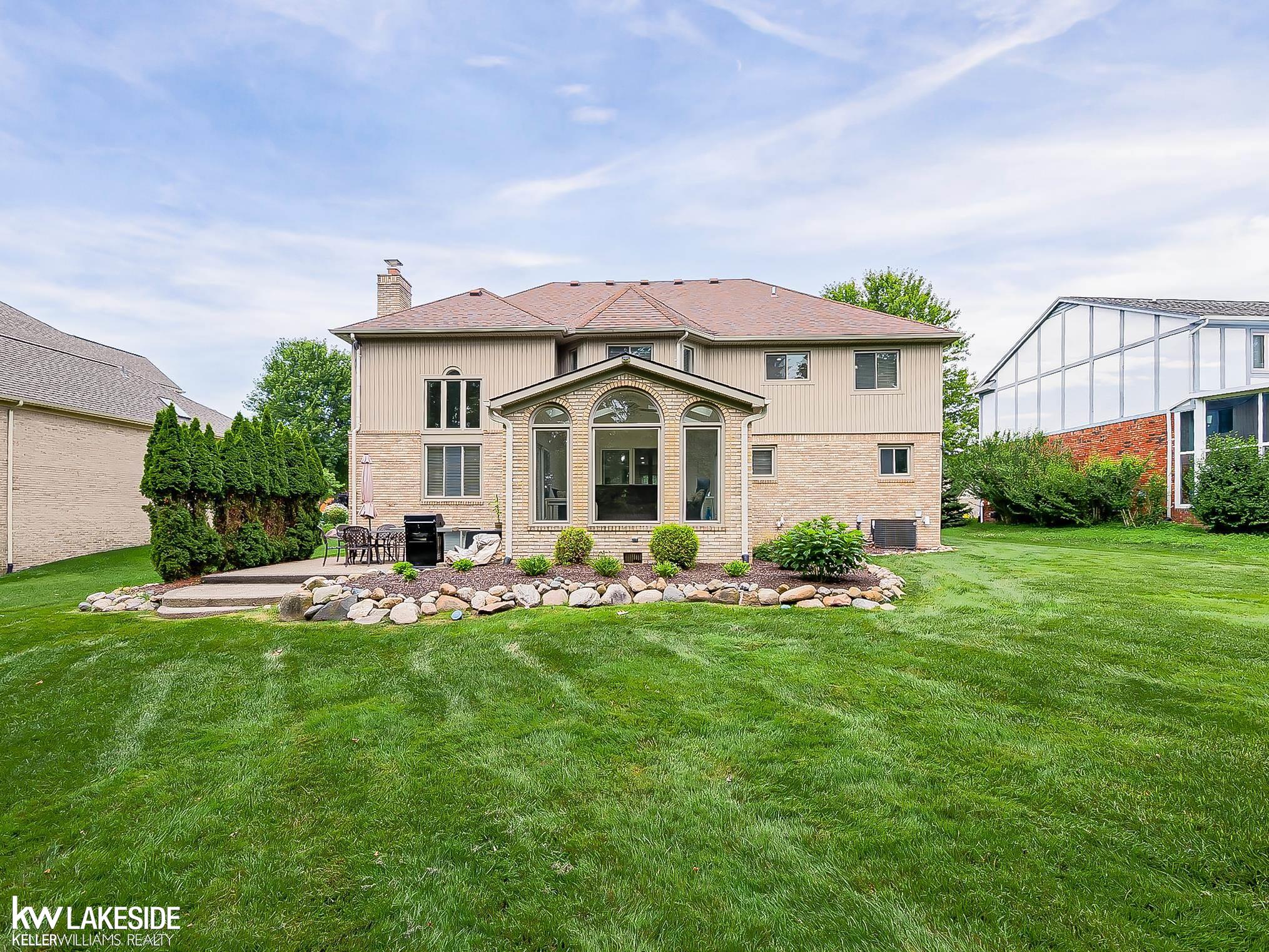 2058 Reagan Drive Rochester Hills, MI 48309 - Photo 60 of 68