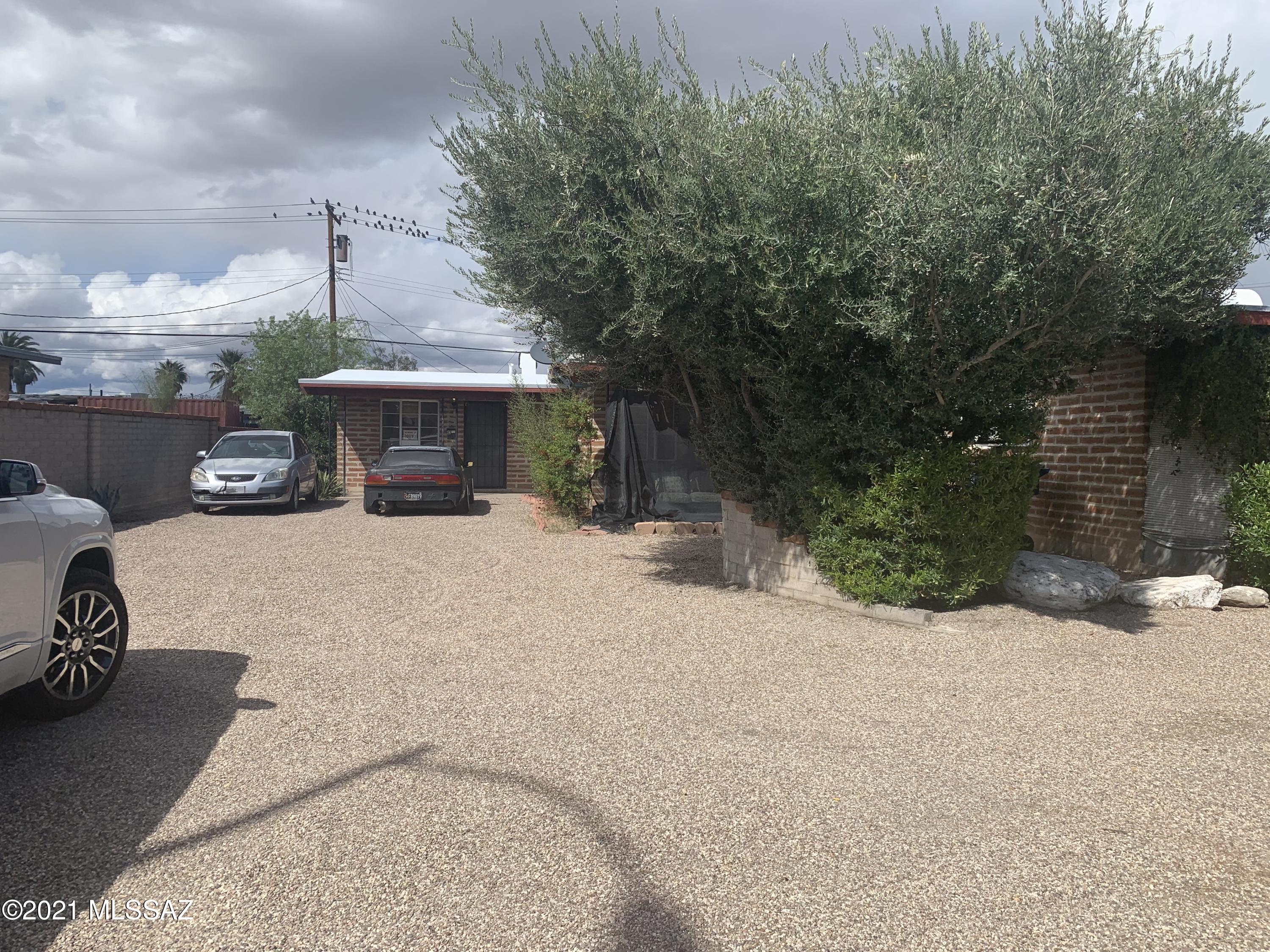2231 East Grant Road Tucson, AZ 85719 - Photo 2 of 4