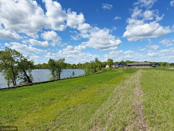 $469,900 | 7550 Lake John Drive, Annandale, MN 55302