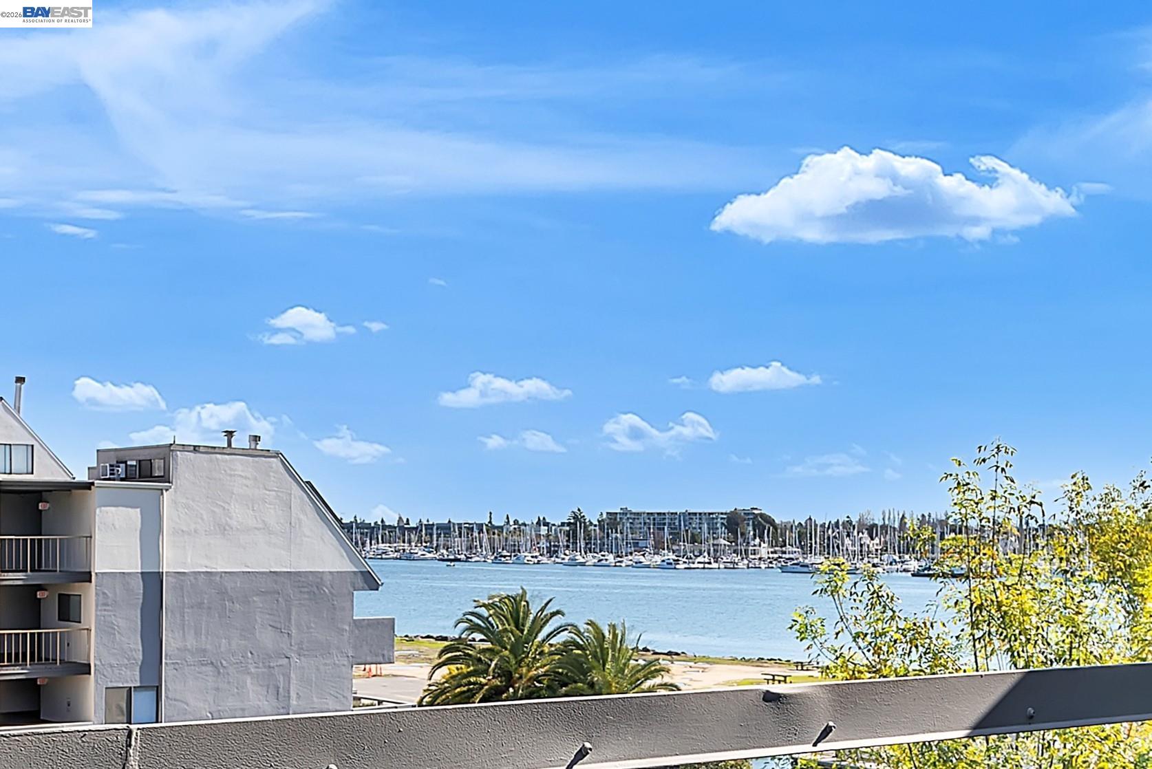 7 Embarcadero, Unit 312 Oakland, CA 94607 - Photo 1 of 39