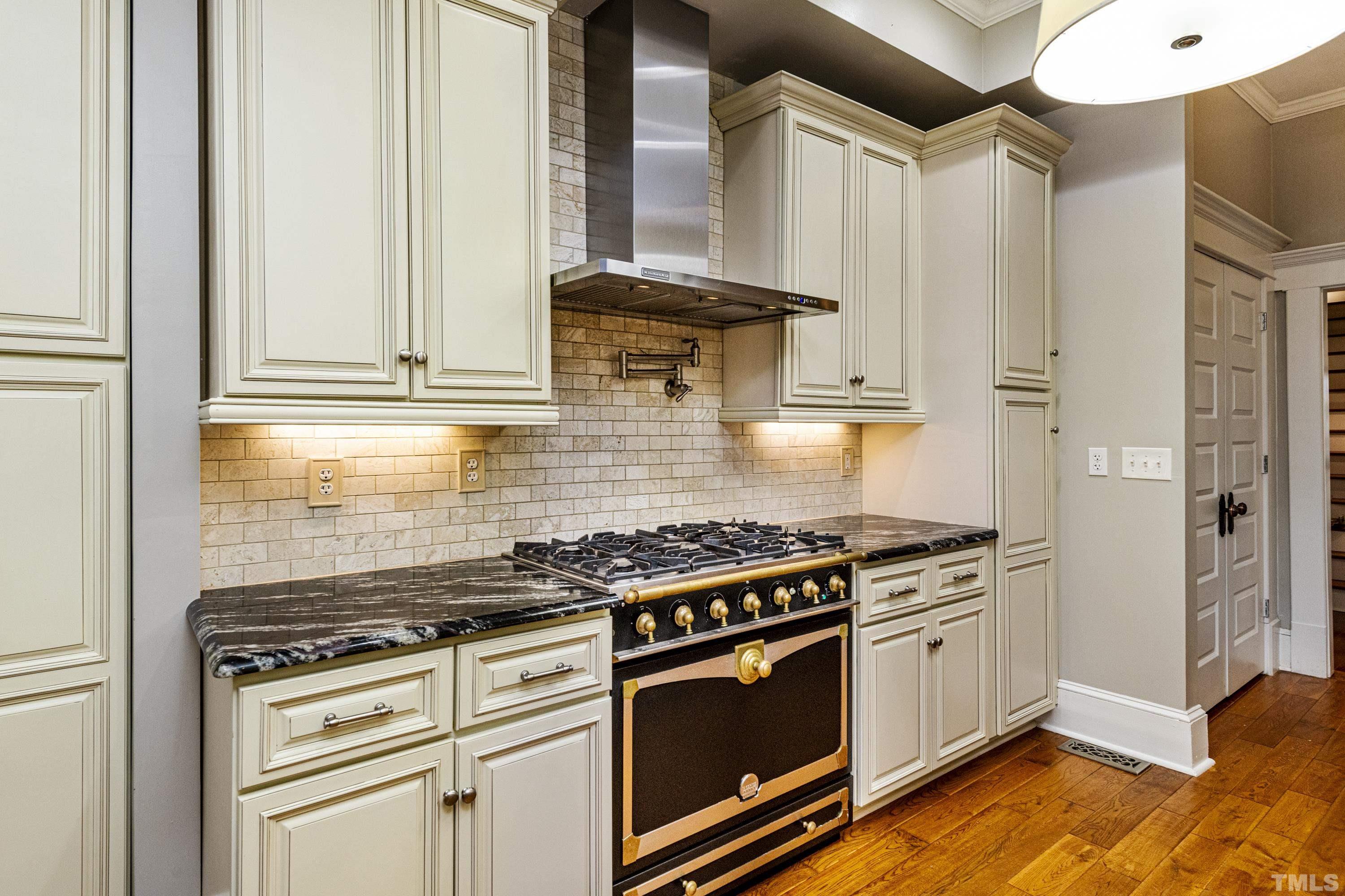 208 Ashe Avenue Raleigh, NC 27605 - Photo 16 of 66