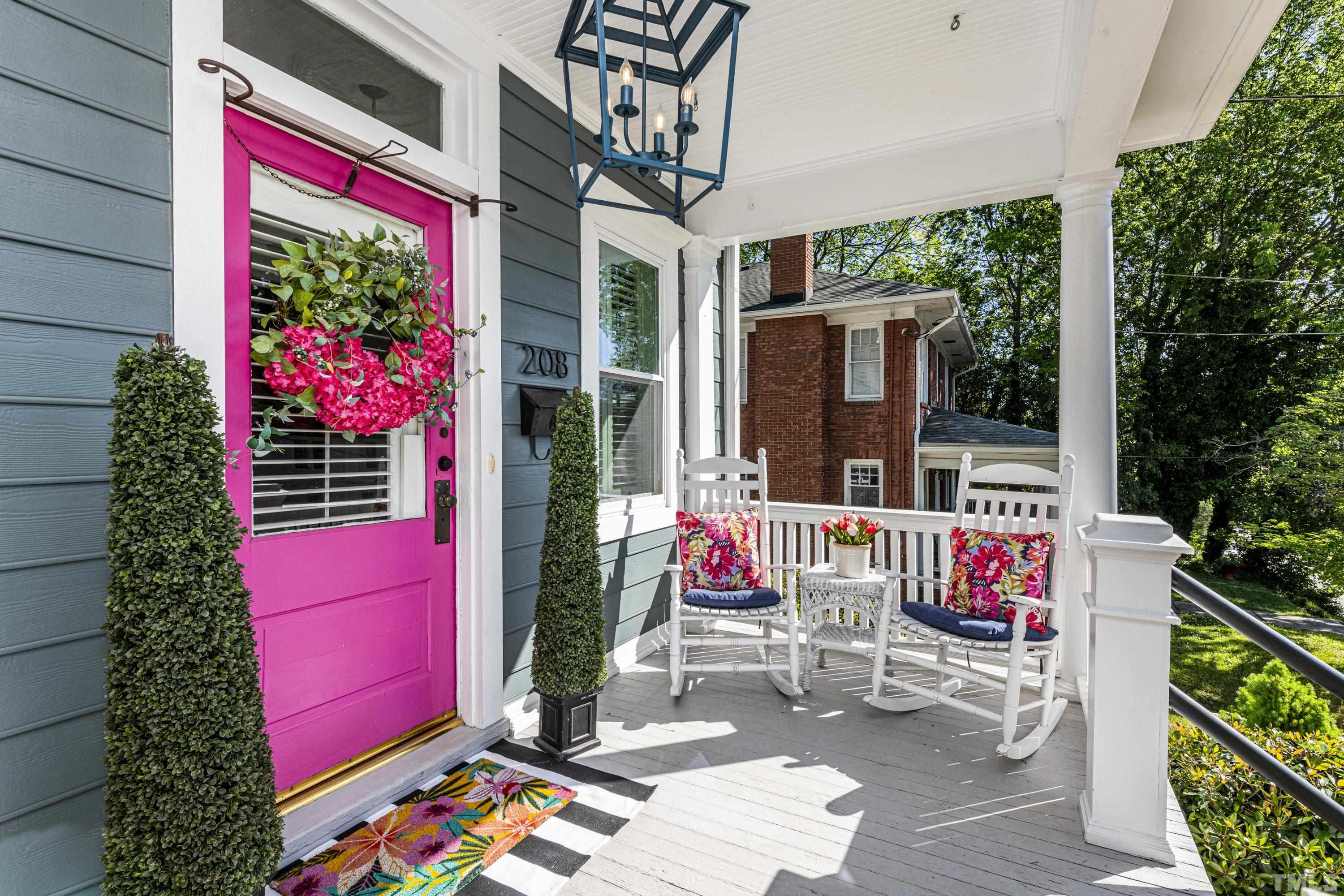 208 Ashe Avenue Raleigh, NC 27605 - Photo 5 of 66 a view of sitting area with furniture