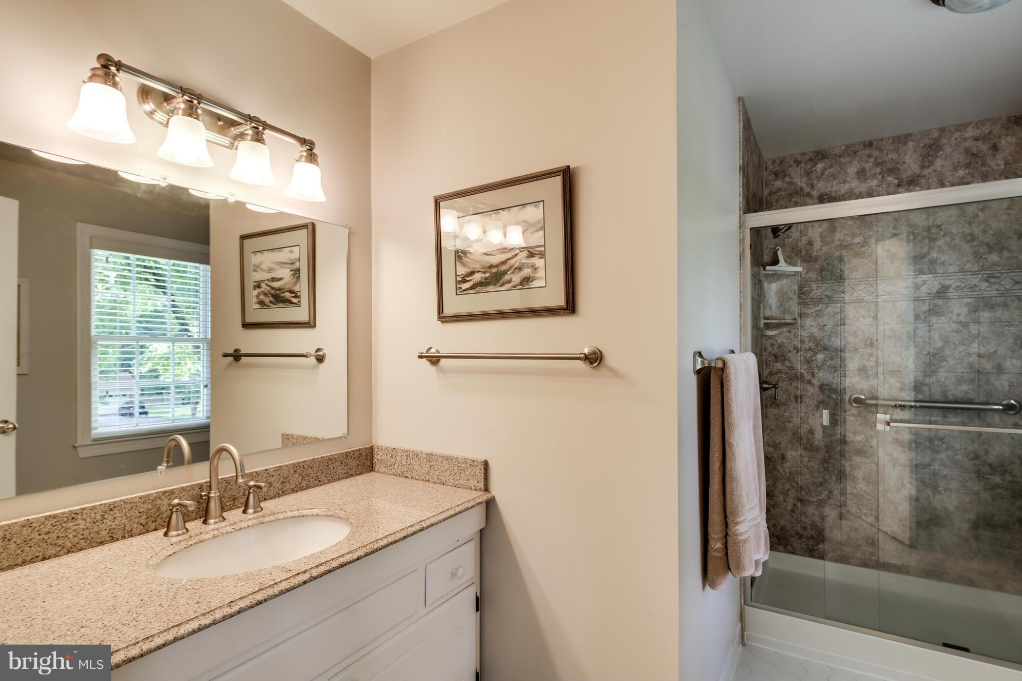 5155 Durham Road West Columbia, MD 21044 - Photo 14 of 27 Bath (Master)