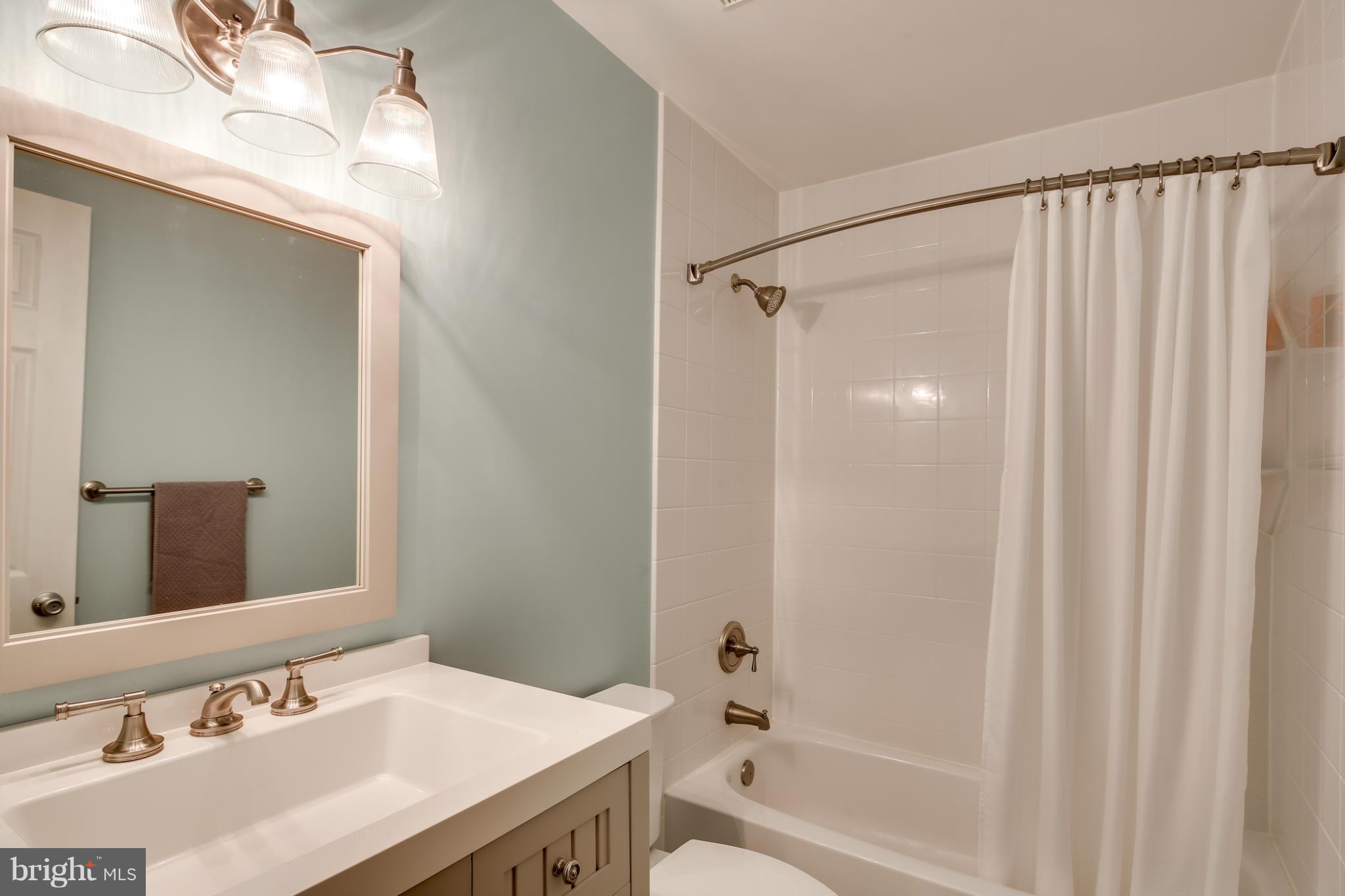 5155 Durham Road West Columbia, MD 21044 - Photo 18 of 27 Bath