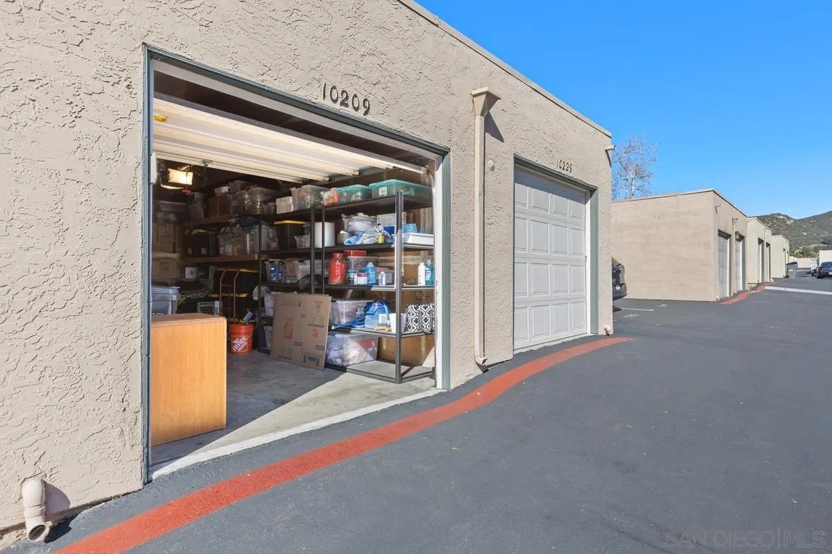 10209 Princess Sarit Way Santee, CA 92071 - Photo 23 of 28