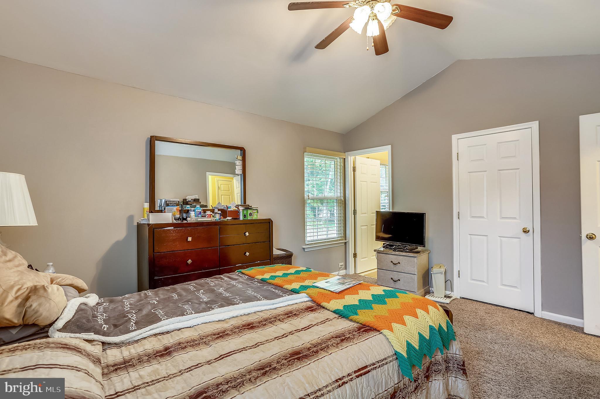 3607 Cara Drive Springdale, MD 20721 - Photo 12 of 25 Owner's suite