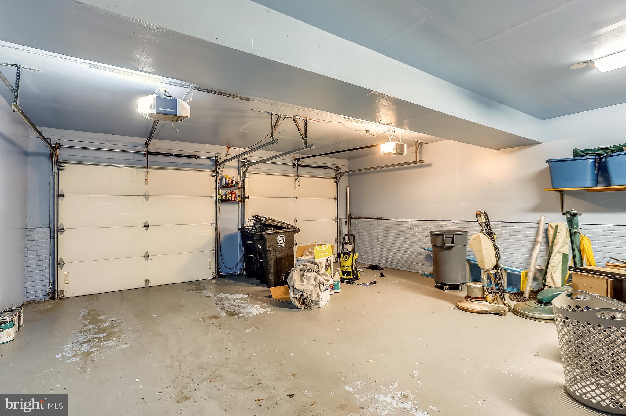3607 Cara Drive Springdale, MD 20721 - Photo 25 of 25 Inside garage