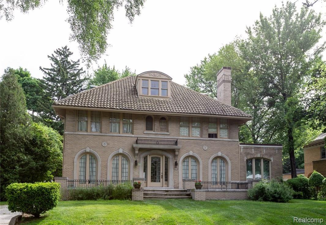 1008 Devonshire Road Grosse Pointe, MI 48230 - Photo 1 of 35 1008Devonshire-104.jpg