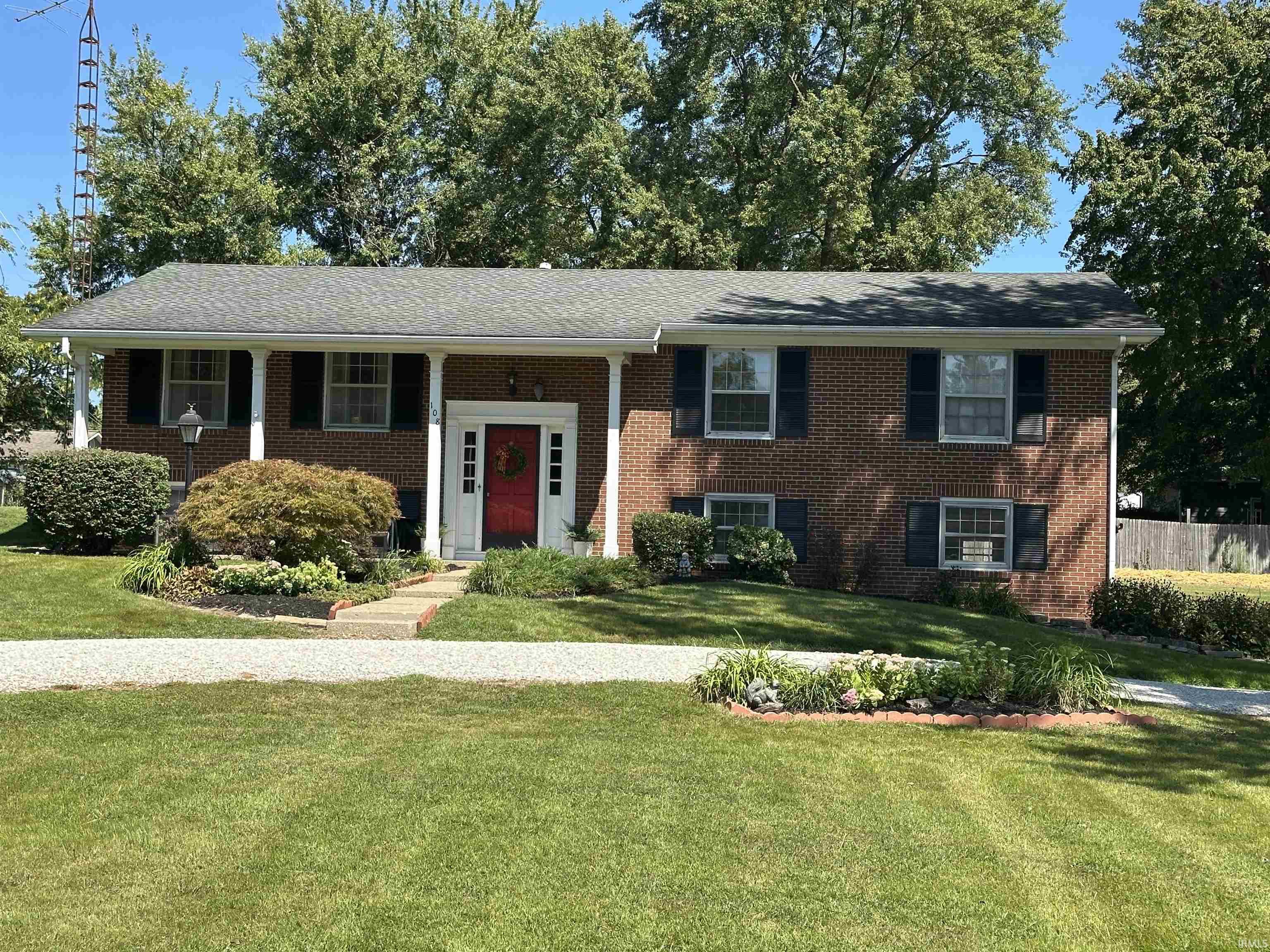 108 Harrison Drive Vincennes, IN 47591 - Photo 9 of 24