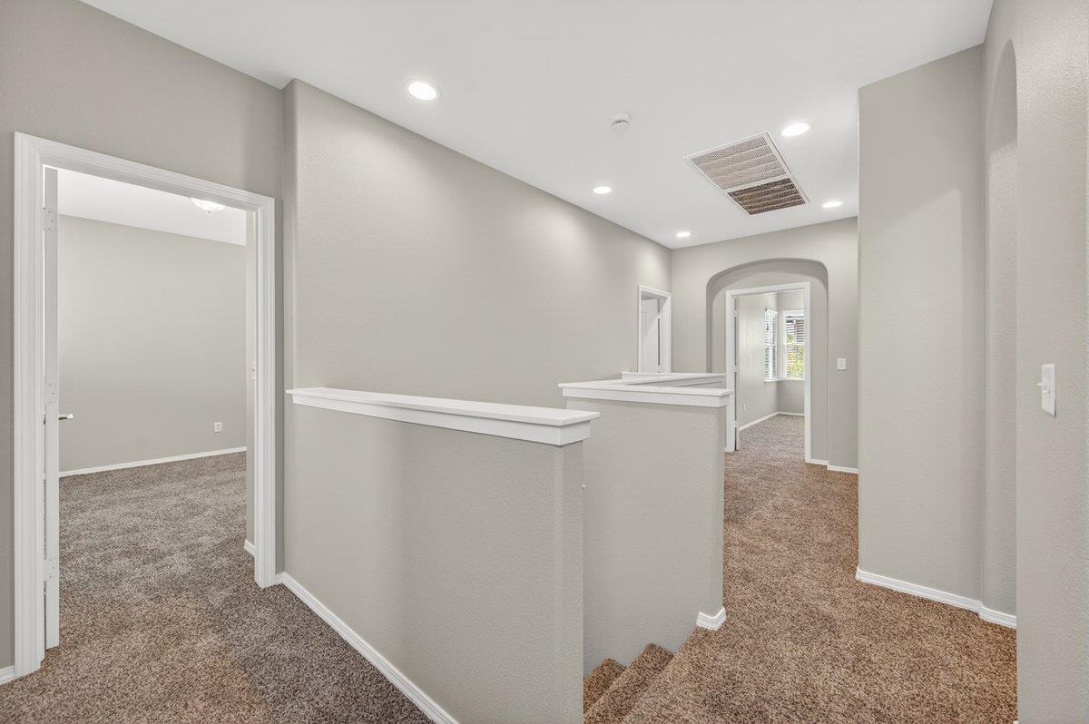 714 West Riviera Lane Clovis, CA 93619 - Photo 22 of 35