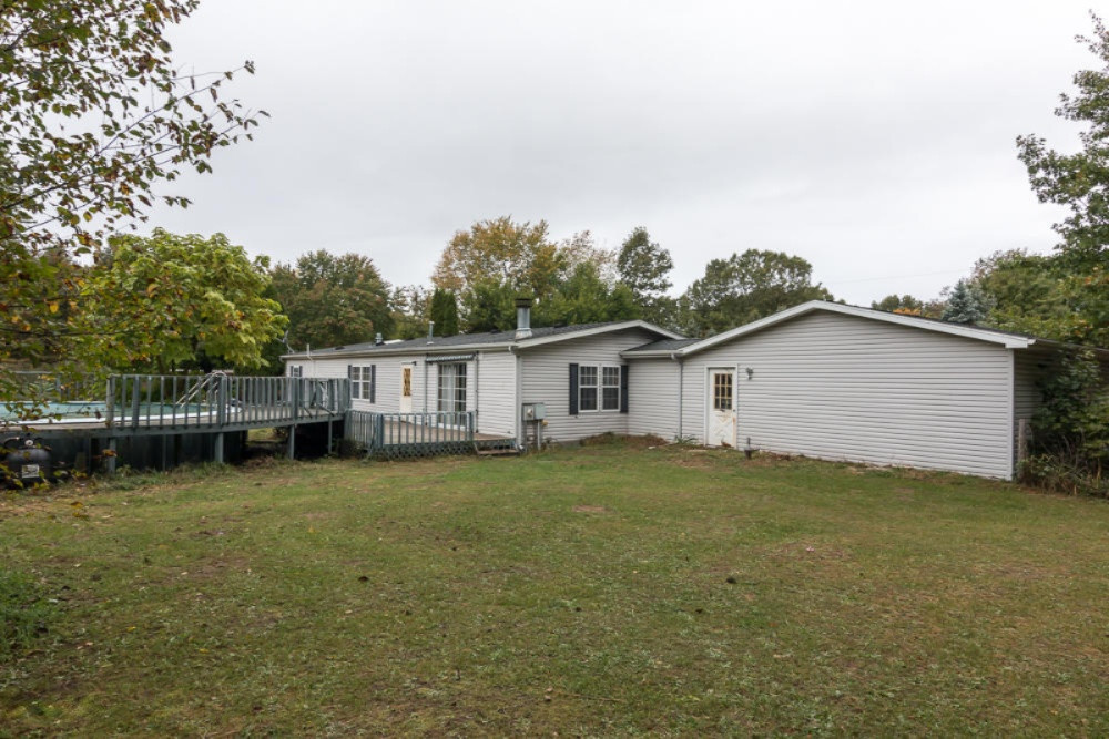 43349 Parkhurst Drive Decatur, MI 49045 - Photo 6 of 44 Rear c
