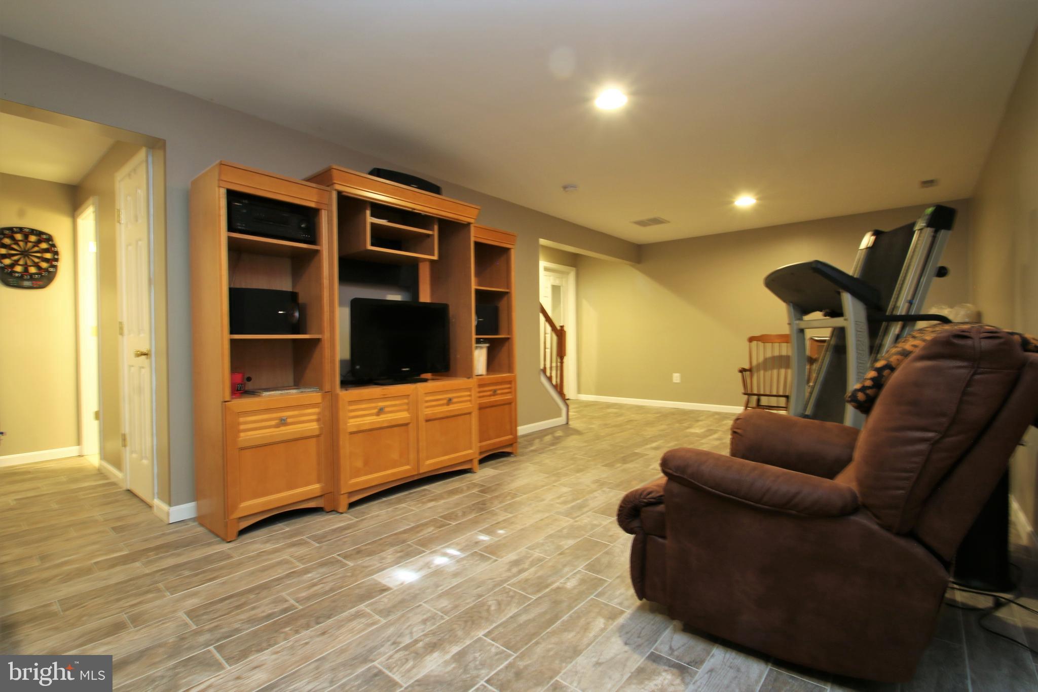107 Commodore Drive Baltimore, MD 21221 - Photo 27 of 102 Gallery Image 27