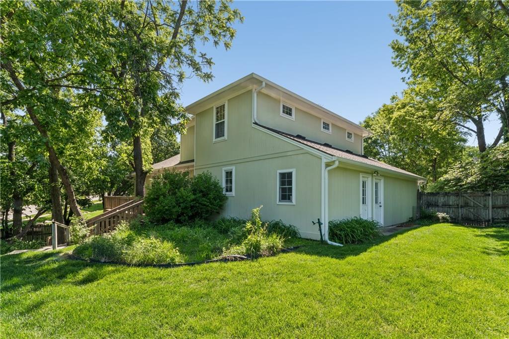 14936 Rhodes Circle Lenexa, KS 66215 - Photo 65 of 87