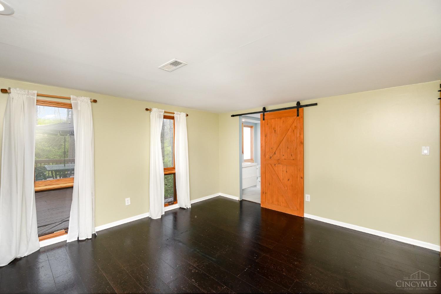 314 Ritchie Avenue Wyoming, OH 45215 - Photo 26 of 38