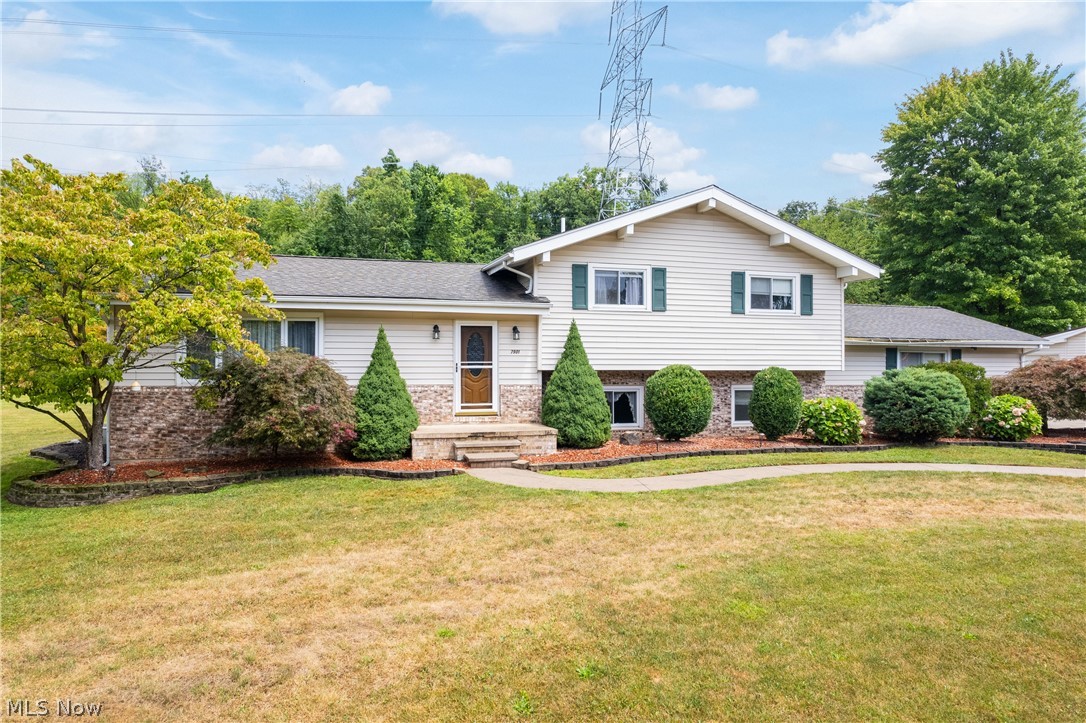 7901 Carter Road Northfield, OH 44067 - Photo 4 of 37 Gallery Image 4